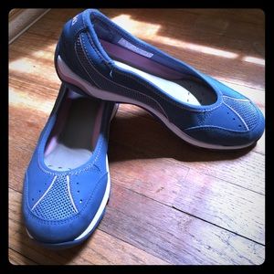 Ryka Slip On 8.5 WIDE